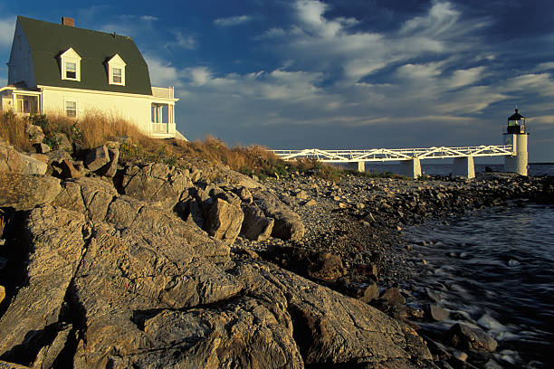 farol de marshall point - maine marshall point lighthouse port clyde lighthouse imagens e fotografias de stock