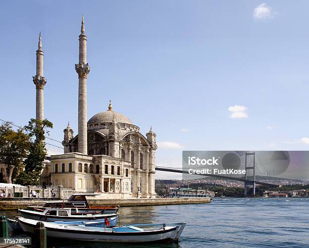 Ortakoy Estambul Foto de stock y más banco de imágenes de Mezquita de Ortakoy - Mezquita de Ortakoy, Arquitectura, Barroco