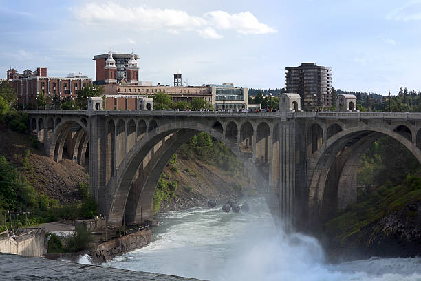 istock Monroe Street Bridge and Spokane Falls 175429058