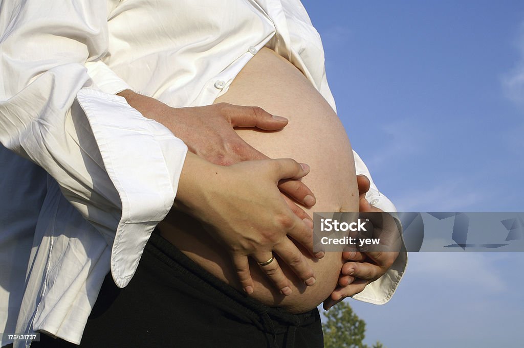 Mulher grávida - Foto de stock de Abraçar royalty-free