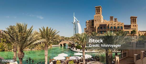 Burj Al Arab Dubai Vento Torres E Resort De Luxo Hotel - Fotografias de stock e mais imagens de Dubai