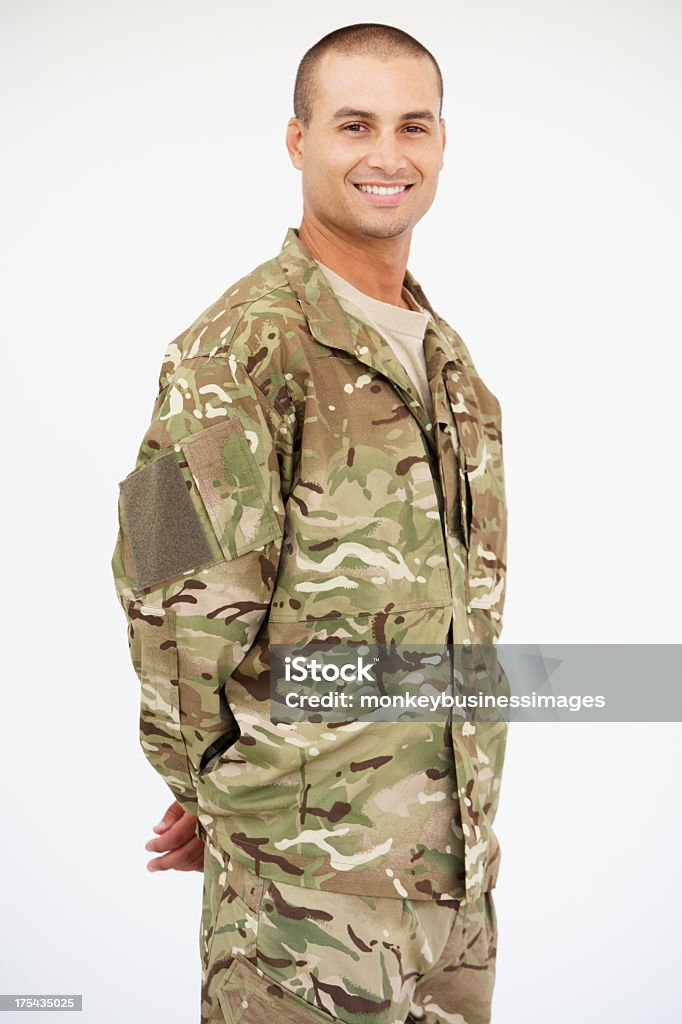 Studio Portrait von Soldaten mit Uniform - Lizenzfrei Berufliche Beschäftigung Stock-Foto