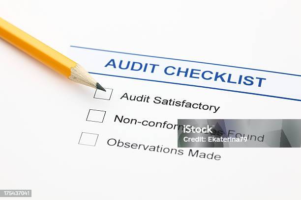 Foto de Lista De Verificação De Auditoria e mais fotos de stock de Auditoria - Auditoria, Catalogação, Relatório