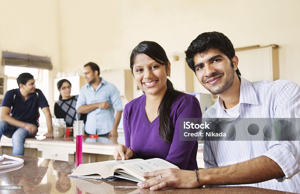 Chemieunterricht - Lizenzfrei Indien Stock-Foto