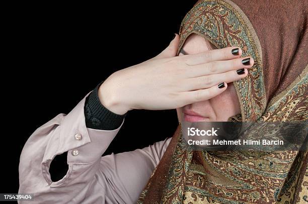 Business Muslimische Frau Bedecken Stockfoto und mehr Bilder von Abaja - Kleidung - Abaja - Kleidung, Arabeske, Arabische Halbinsel