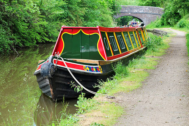 canal - narrow boat stock-fotos und bilder