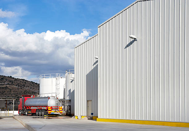 istock Industrial Building & Oil Tanker 175441692