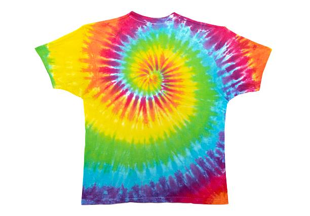 teñido multicolor camiseta - tie dye fotografías e imágenes de stock