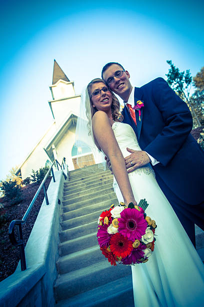 istock Weddings Vibrant Color Image Soft Oval Frame Newlyweds Steps Church 175444068