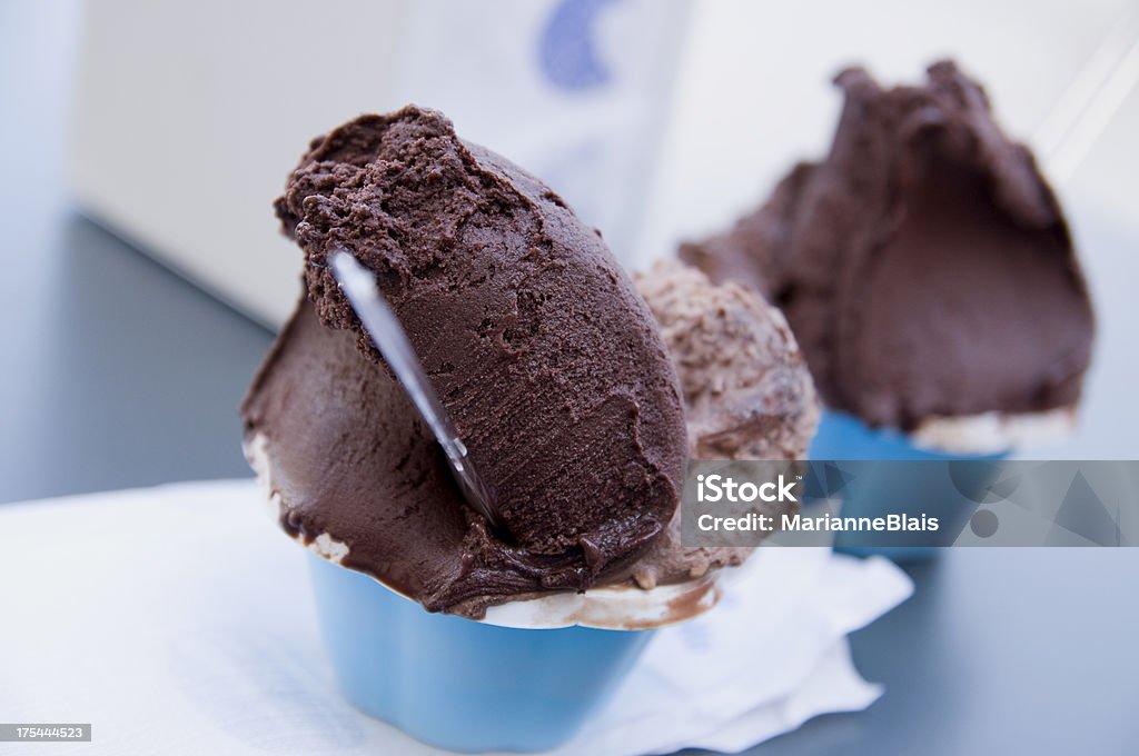 Gelati italiano - Foto stock royalty-free di Gelato al cioccolato