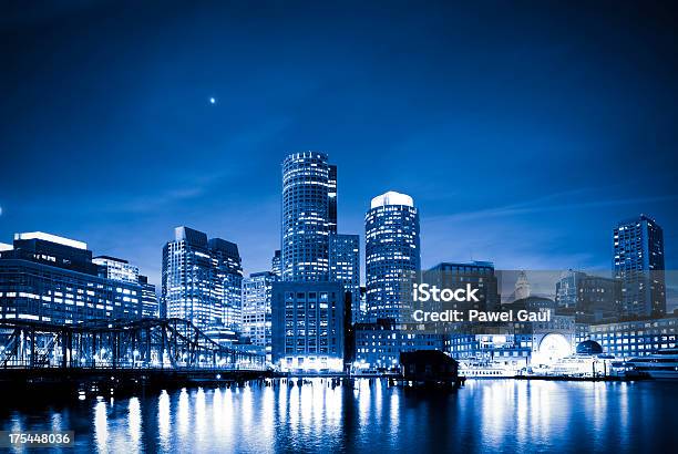 Azul De La Ciudad De Boston Foto de stock y más banco de imágenes de Boston - Massachusetts - Boston - Massachusetts, Panorama urbano, Aire libre
