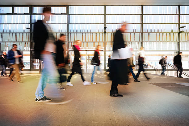 istock Blurred pedestrians travelling...right 175448856