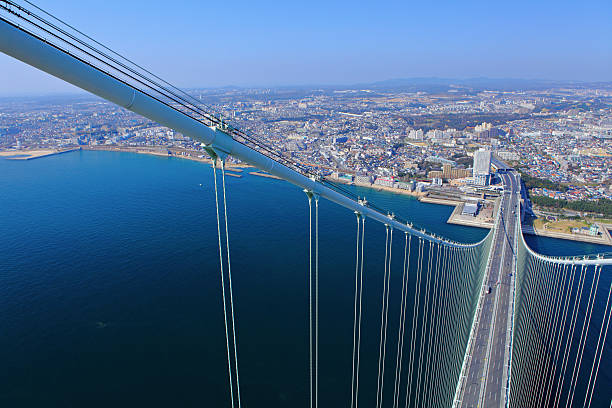 der akashi-kaikyo-top - kobe bridge japan suspension bridge stock-fotos und bilder