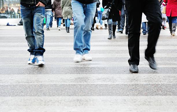 istock Young people crossing street, motion blur 175449992