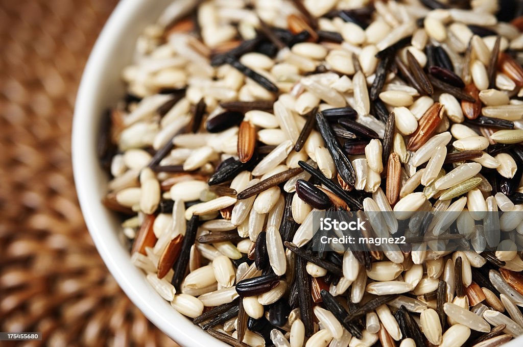 Schüssel Brown Rice - Lizenzfrei Ausgedörrt Stock-Foto