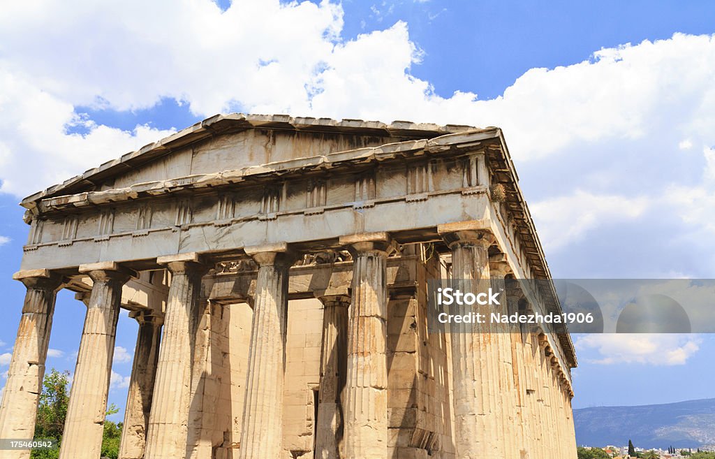 古代ギリシャの建築、ブルースカイ - アテナイのアクロポリスのロイヤリテ�ィフリーストックフォト
