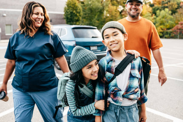 istock Managing your money while supporting loved ones 1754793778