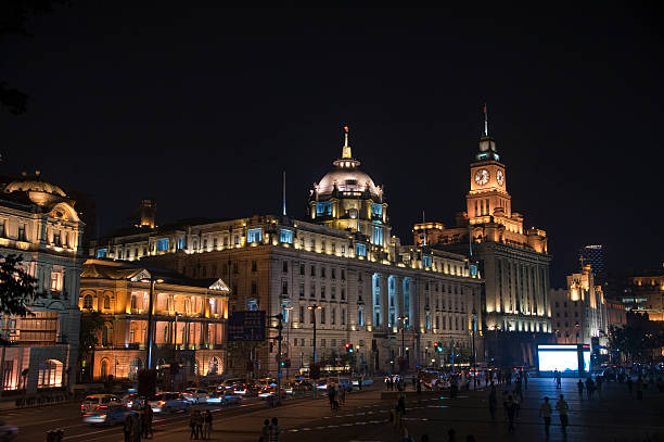 istock The Bund in Shanghai by night. 175482704