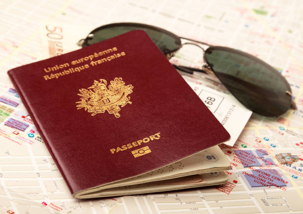 demander la naturalisation sans titre de séjour