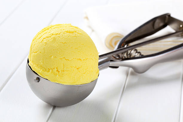 istock Scoop of ice cream 175486216