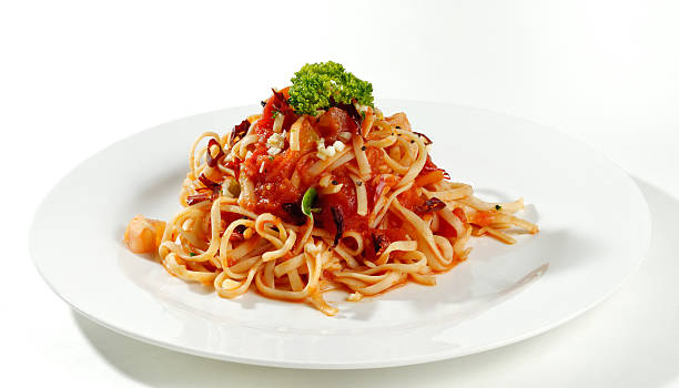 istock Fettuccine in arrabiata sauce 175487220