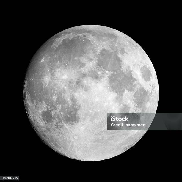 Photo libre de droit de Moon banque d'images et plus d'images libres de droit de Surface lunaire - Surface lunaire, Lune, Satellite planétaire