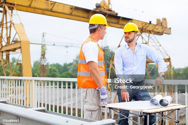 Construction Arbeiter Stockfoto und mehr Bilder von Arbeiten - Arbeiten, Arbeiter, Arbeitshandschuh