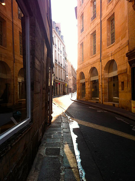 istock Paris, France 175490226