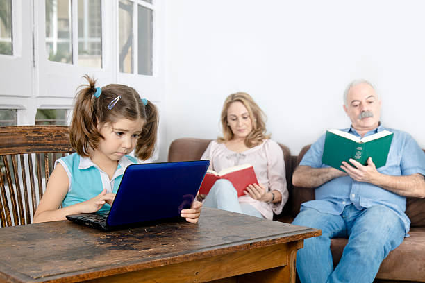 istock Grandparents and grandaugther leisure 175491543