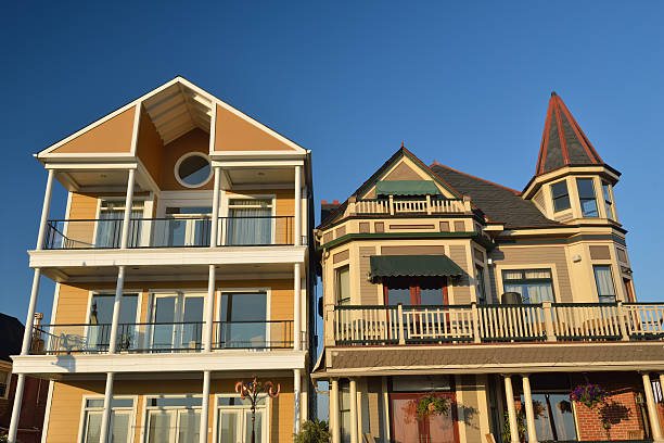 istock Houses on Mount Washington 175493459