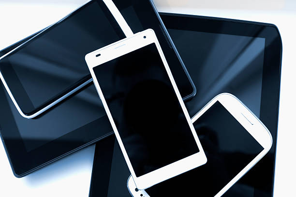 Phone Pretty Stack 18,500+ Stack Of Phones Stock Photos, Pictures & Royalty-Free Images ...