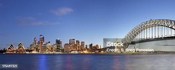 Foto de Panorama Do Horizonte De Sydney e mais fotos de stock de Arquitetura - Arquitetura, Austrália, Bennelong Point
