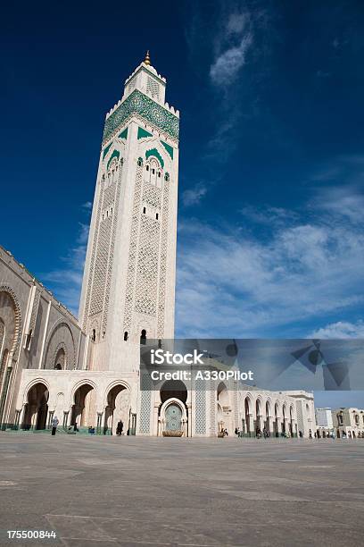 Casablanca Moschea Di Hassan Ii Con Letto King - Fotografie stock e altre immagini di Africa - Africa, Ambientazione esterna, Arabesco - Stili