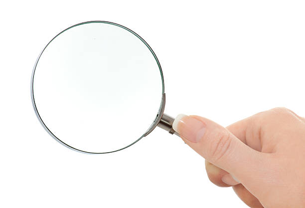 womans mão segurando uma lente isolado a branco - lens contact lens glasses transparent imagens e fotografias de stock