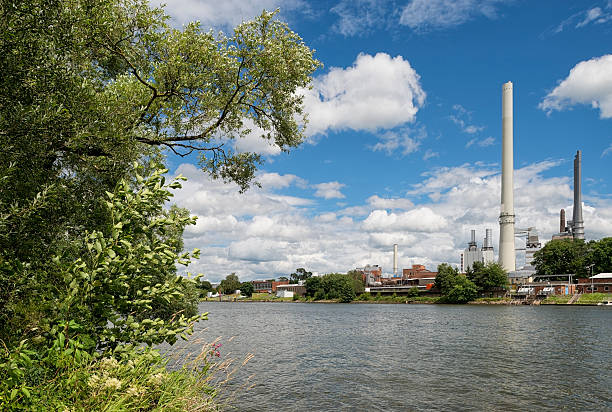 istock Industrial plant near the Main River 175501070