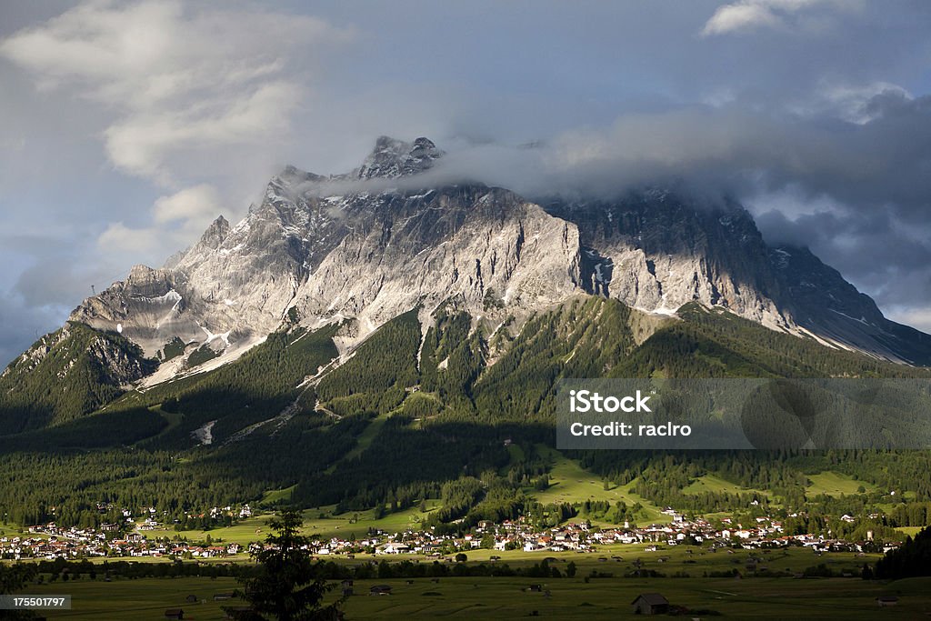 Zugspitze de Ehrwald, Tirol, Áustria - Royalty-free Alpes Europeus Foto de stock