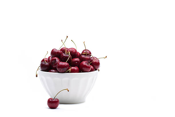 bowl of cherries (expressão inglesa) - fruit front view isolated berry fruit imagens e fotografias de stock