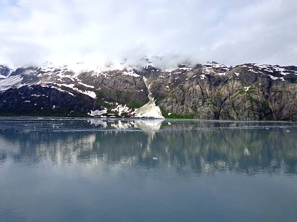 istock Snow Covered Mountain Range Glacier Bay National Park Alaska 175502820