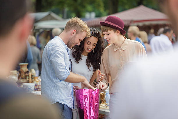 istock Sunday at The Flea Market 175503940