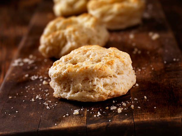 babeurre biscuits maison - biscuit au babeurre photos et images de collection