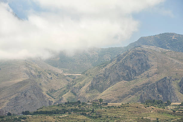 istock Countryside of Sicily 175504806