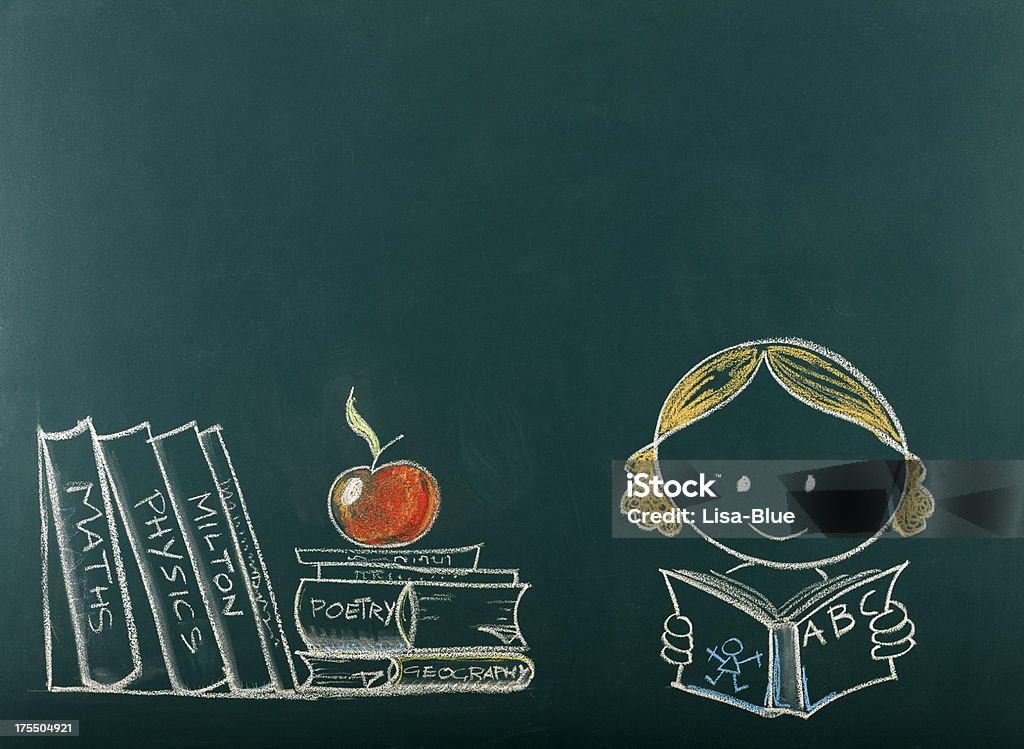 Voltar para a escola conceito sobre Blackboard.Copy espaço. - Foto de stock de Desenho de Carvão royalty-free