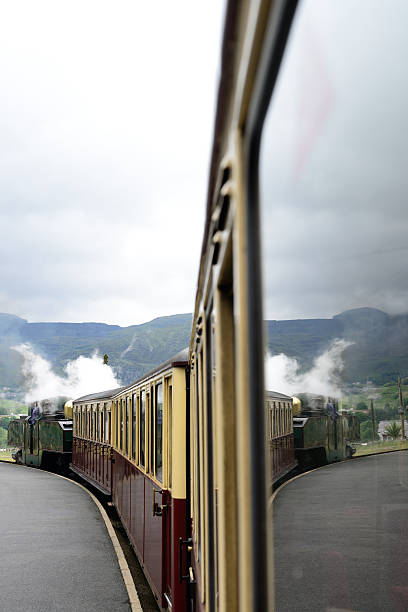 de réflexion. - ffestiniog railway photos et images de collection