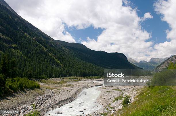 Bernina Bach Stockfoto und mehr Bilder von Berninapass - Berninapass, Bildhintergrund, Engadin