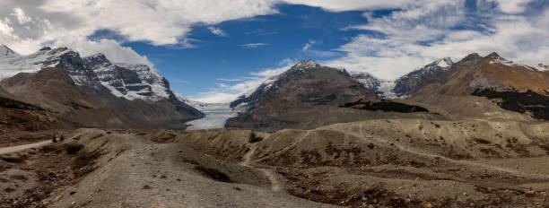 istock Banff National Park in Canada 1755081562