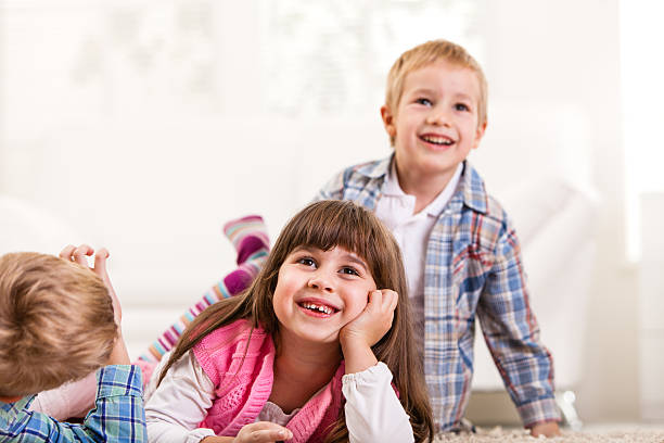 istock Children playing together indoors 175508890