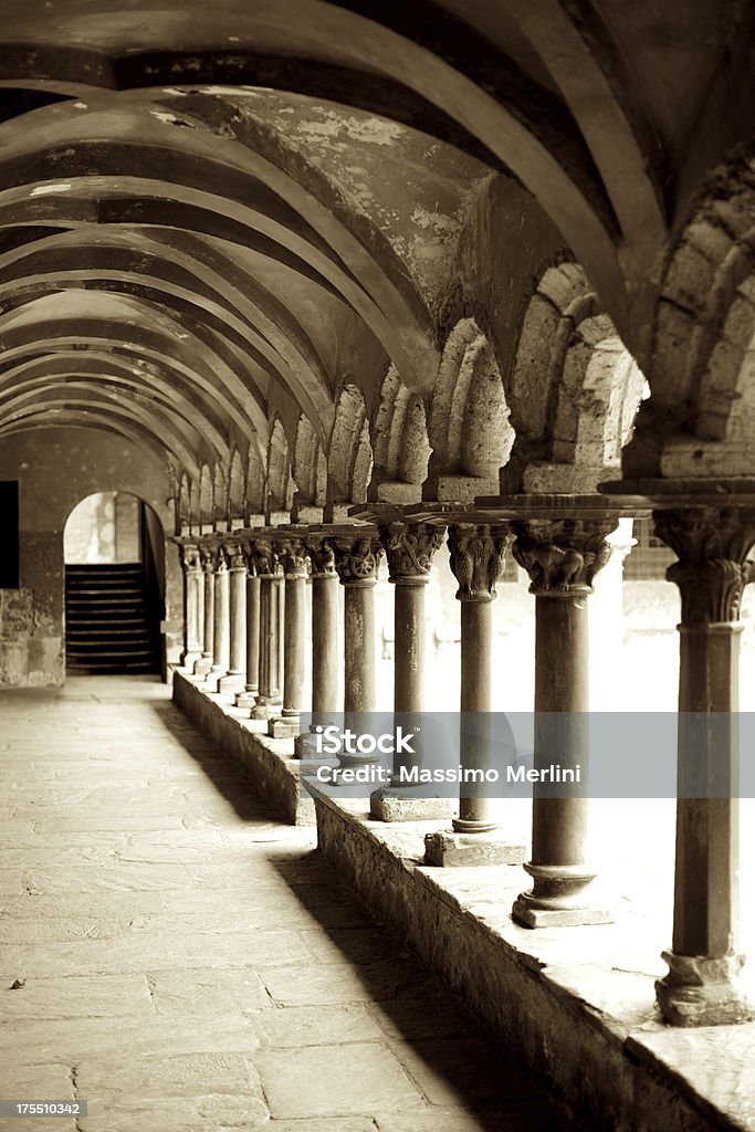 中世の修道院 - ヴァッレダオスタのロイヤリティフリーストックフォト