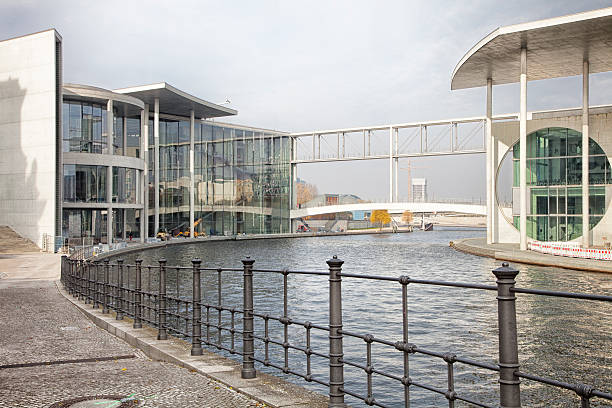 istock Berlin government area at Spree river 175511019