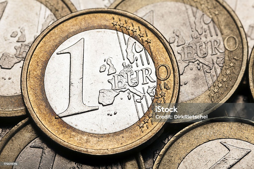 Monedas en Euro. - Foto de stock de Abstracto libre de derechos