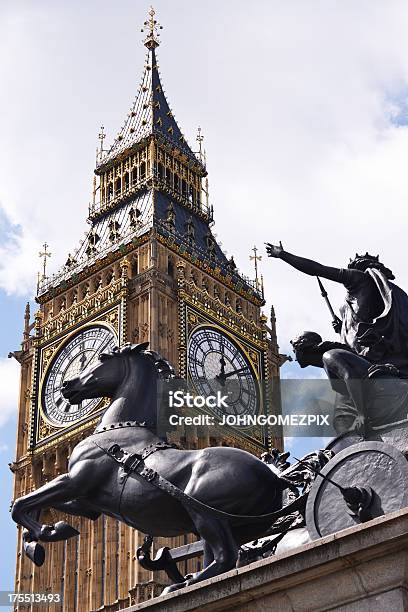 Big Ben Londres Reino Unido - Fotografias de stock e mais imagens de Big Ben - Big Ben, Cavalo - Família do Cavalo, Estátua